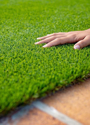 https://i0.wp.com/www.greensouq.ae/wp-content/uploads/2022/03/top-quality-artificial-grass-e1646141587391.jpeg?fit=720%2C638&ssl=1